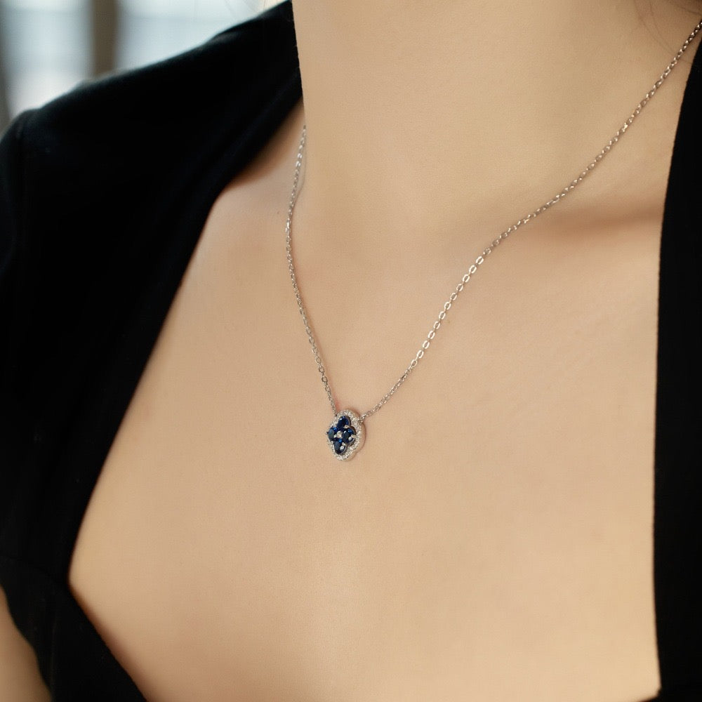 Halo dot necklace